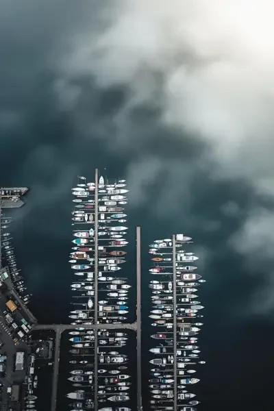 免费成人视频 - 千帆过尽（电视剧）封面海报